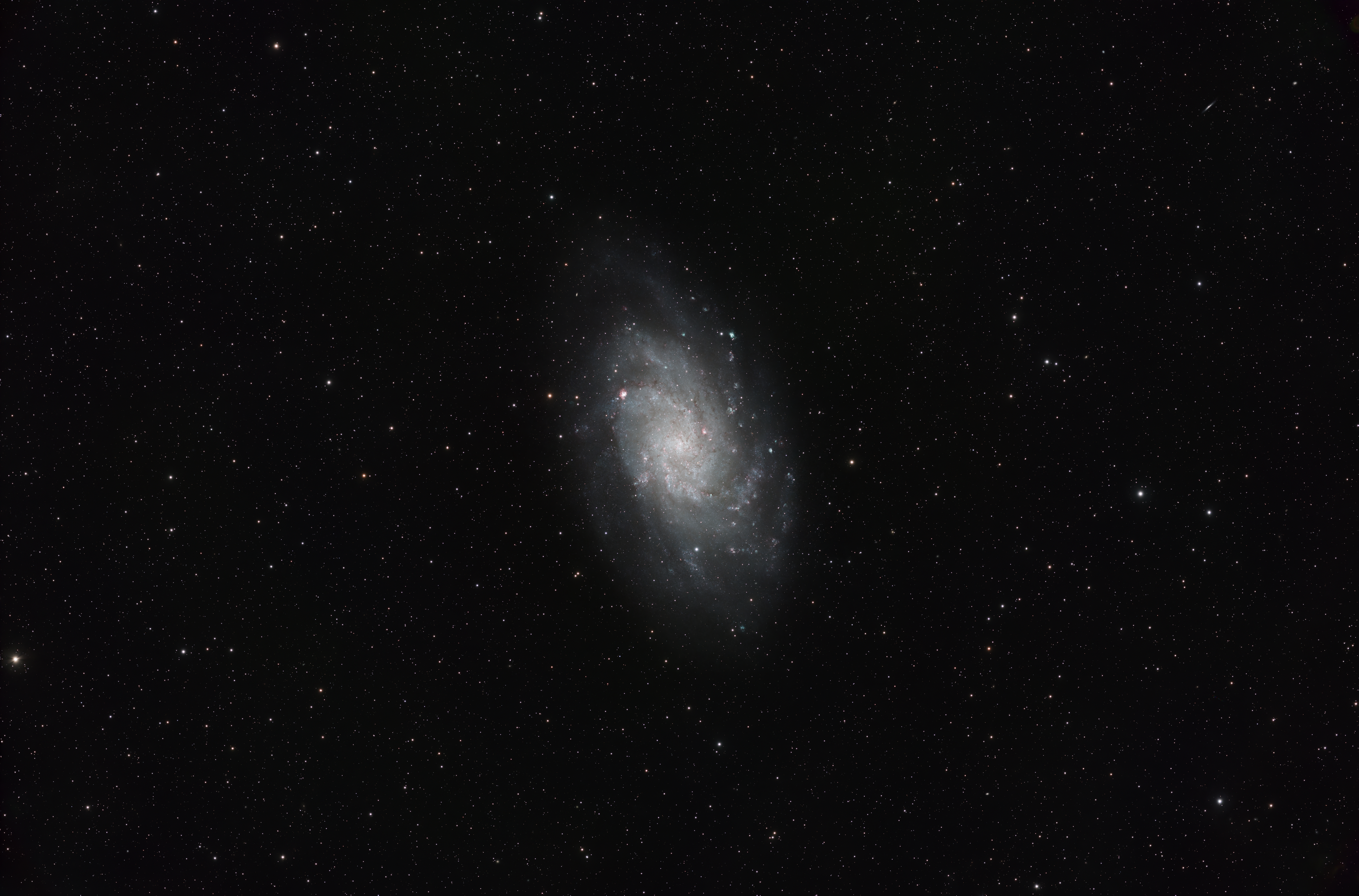 2025_11_08_AP130GTX_6200MM_M3_RGB_gain100_0C_bin1x1_48x180s_final