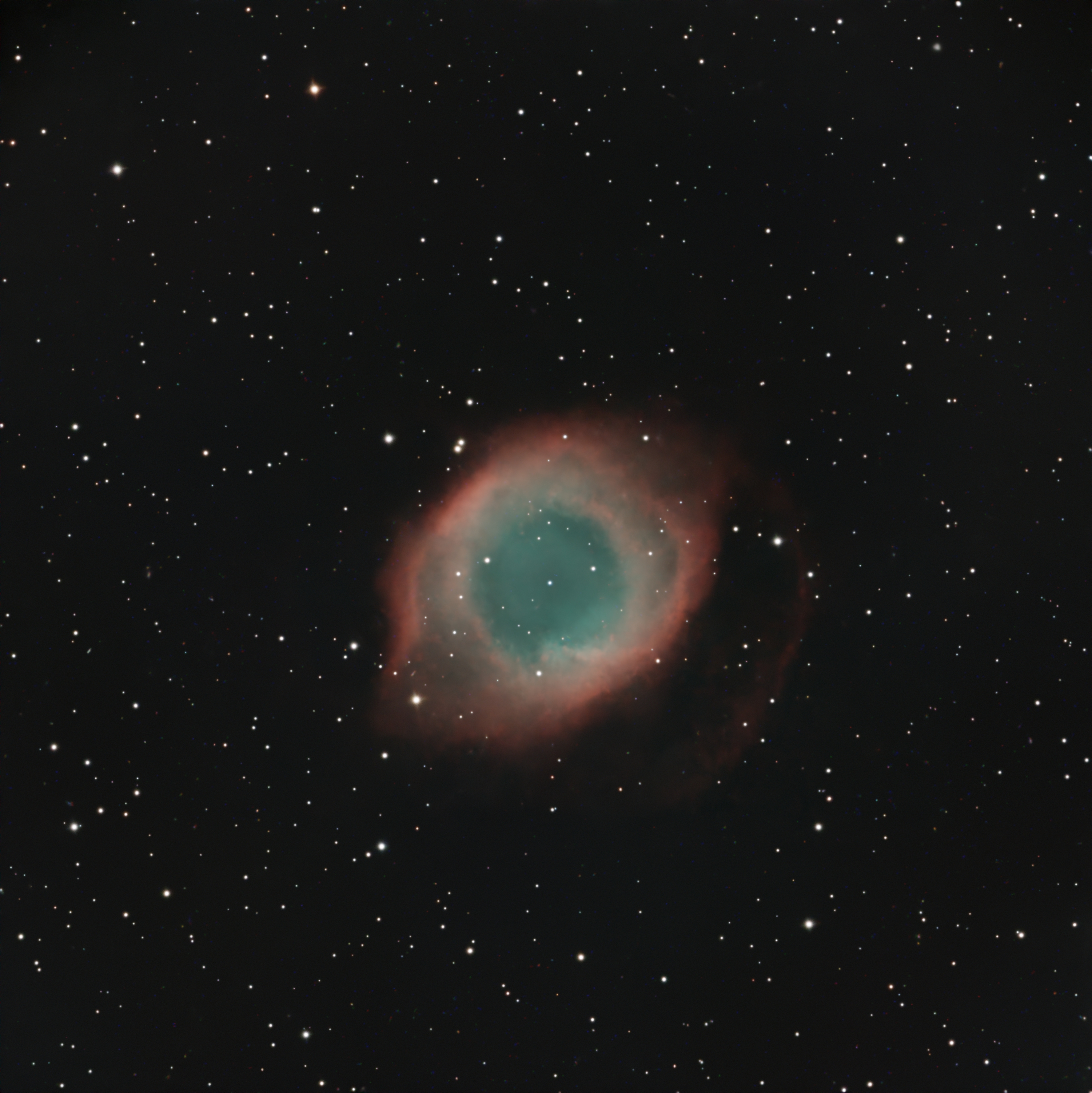 2025_11_13_CS200_533MC_NGC7293_RGB_gain100_0C_bin1x1_5x180s_final